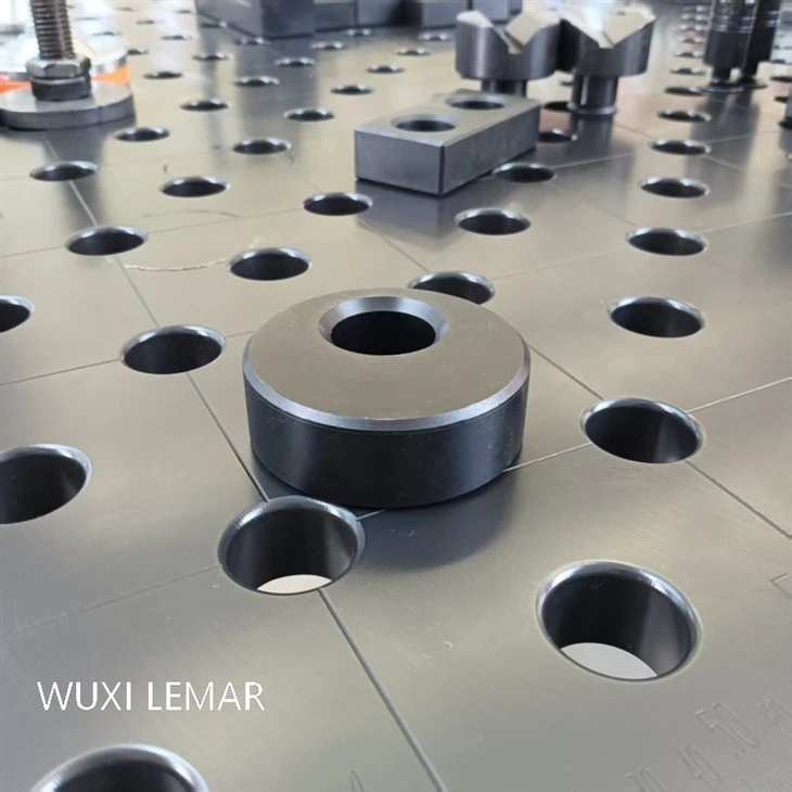 Adjustable Clamping 3D Welding Table factory